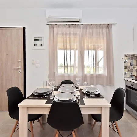 Apartment Kontogiannis - Nea Potidea Halkidiki