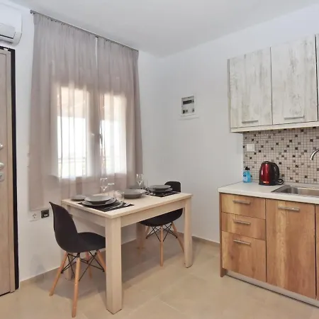 Kontogiannis - Nea Potidea Halkidiki Apartment *